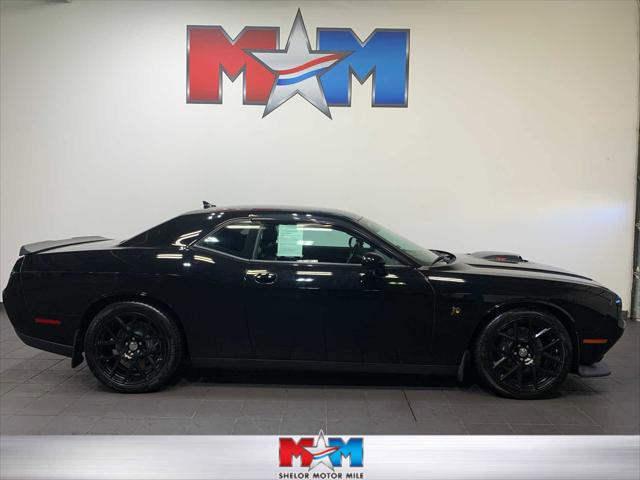 2015 Dodge Challenger R/T Scat Pack Shaker 2015 Dodge Challenger R/T Scat Pack Shaker