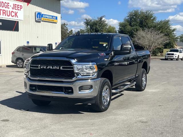 2023 RAM 2500 Tradesman Crew Cab 4x4 64 Box 2023 RAM 2500 Tradesman Crew Cab 4x4 64 Box