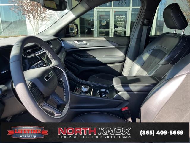 2024 Jeep Grand Cherokee L Altitude X 4x4 2024 Jeep Grand Cherokee L Altitude X 4x4