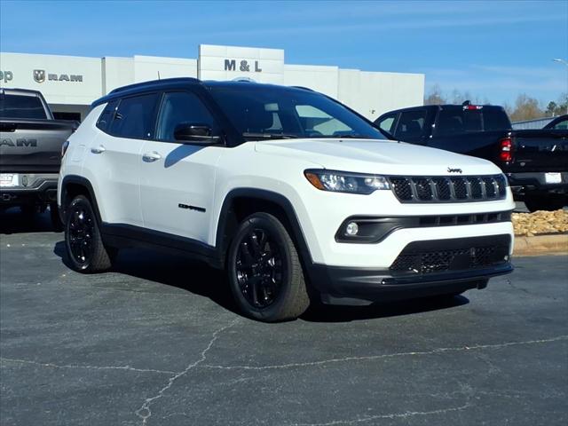 2023 Jeep Compass Altitude 4x4 2023 Jeep Compass Altitude 4x4