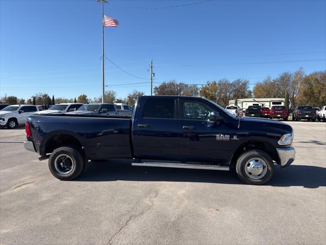 2017 RAM 3500 Tradesman Crew Cab 4x4 8 Box