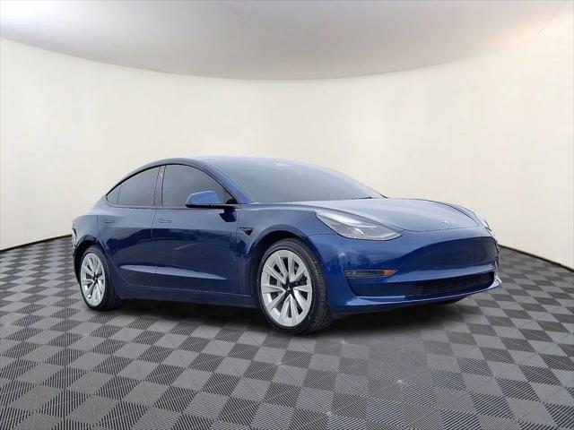 2022 Tesla Model 3 Rear-Wheel Drive
