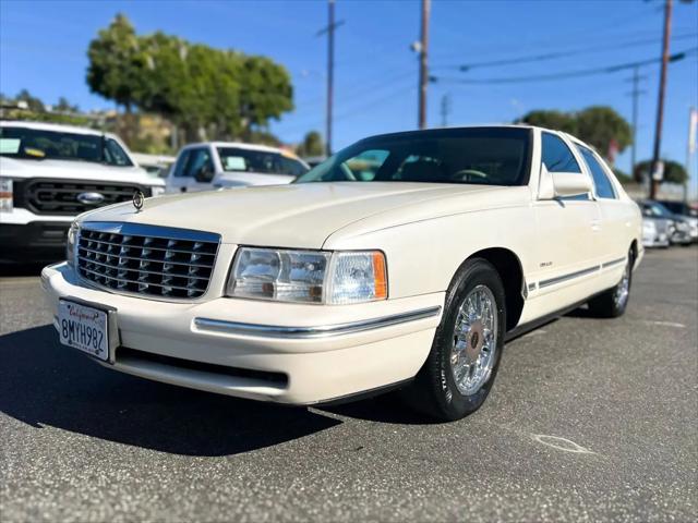1998 Cadillac DeVille Standard