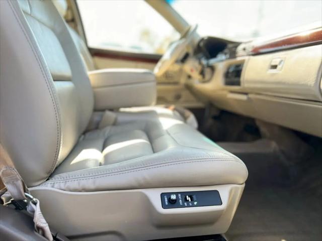 1998 Cadillac DeVille Standard