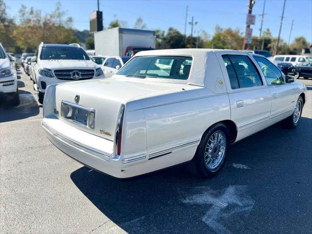1998 Cadillac DeVille Standard
