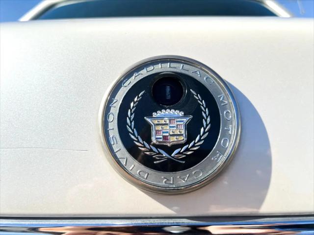 1998 Cadillac DeVille Standard