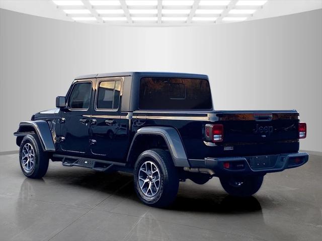 2024 Jeep Gladiator Sport S