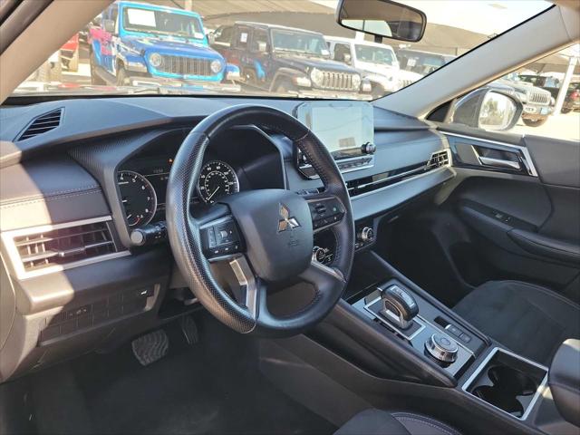 2024 Mitsubishi Outlander SE 2.5 S-AWC 2024 Mitsubishi Outlander SE 2.5 S-AWC