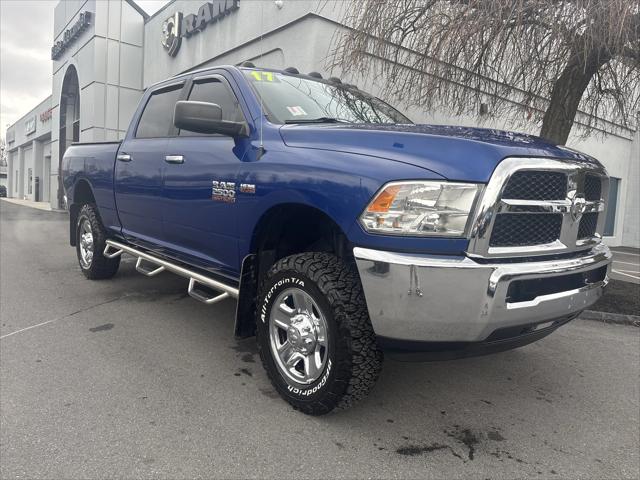 2017 RAM 2500 SLT Crew Cab 4x4 64 Box