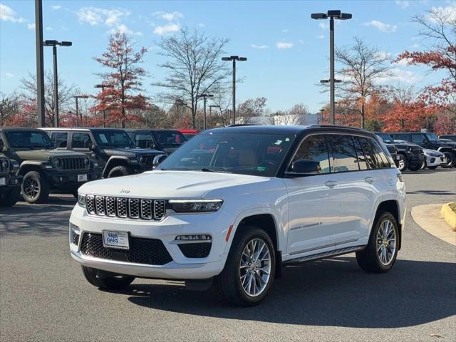 2023 Jeep Grand Cherokee Summit 4x4 2023 Jeep Grand Cherokee Summit 4x4