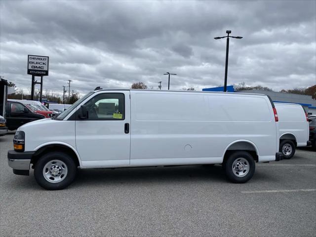 2025 Chevrolet Express Cargo Van RWD 3500 Extended Wheelbase WT