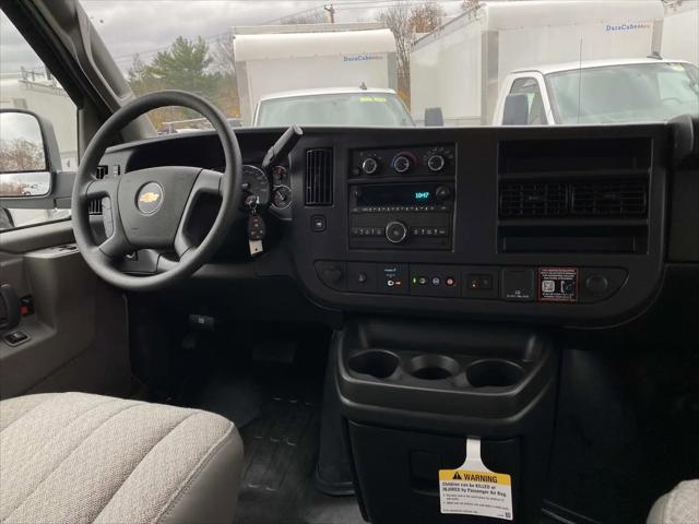 2025 Chevrolet Express Cargo Van RWD 3500 Extended Wheelbase WT