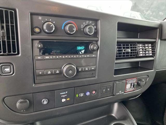 2025 Chevrolet Express Cargo Van RWD 3500 Extended Wheelbase WT