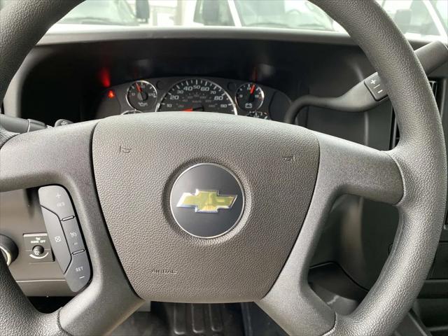 2025 Chevrolet Express Cargo Van RWD 3500 Extended Wheelbase WT