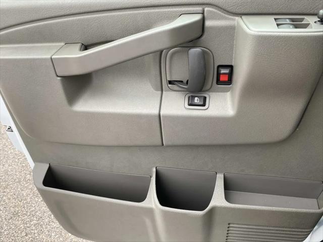 2025 Chevrolet Express Cargo Van RWD 3500 Extended Wheelbase WT