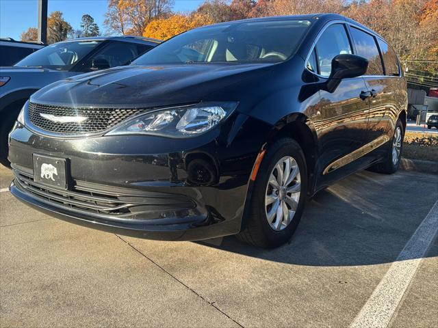2017 Chrysler Pacifica Touring 2017 Chrysler Pacifica Touring