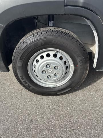 2025 RAM ProMaster 2500 Cargo Van Tradesman High Roof 159 WB w/Pass Seat