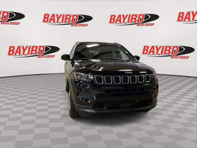 2023 Jeep Compass Latitude Lux FWD