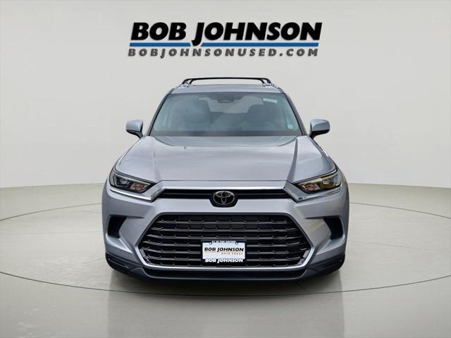 2025 Toyota Grand Highlander Base