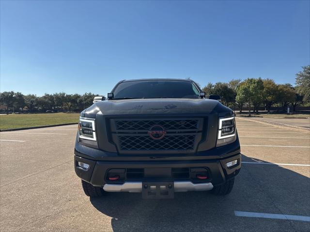 2024 Nissan TITAN Crew Cab PRO-4X 4x4 2024 Nissan TITAN Crew Cab PRO-4X 4x4
