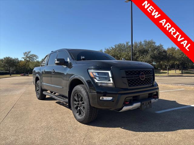 2024 Nissan TITAN Crew Cab PRO-4X 4x4 2024 Nissan TITAN Crew Cab PRO-4X 4x4