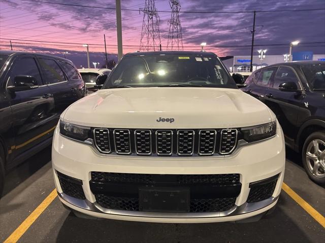 2021 Jeep Grand Cherokee L Summit 4x4 2021 Jeep Grand Cherokee L Summit 4x4