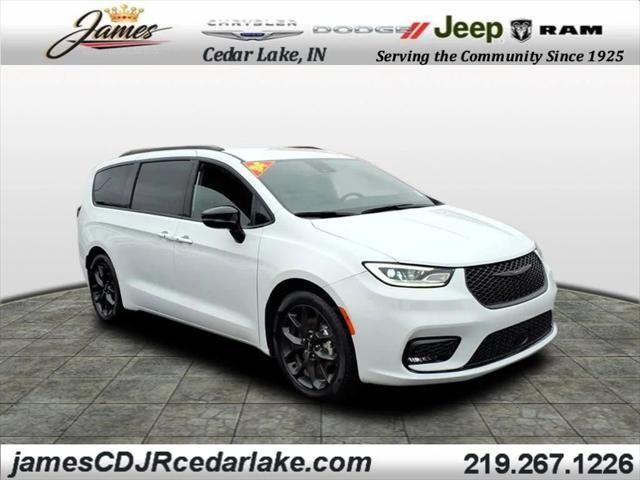 2024 Chrysler Pacifica Touring L 2024 Chrysler Pacifica Touring L