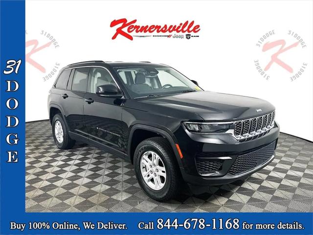 2023 Jeep Grand Cherokee Laredo 4x4