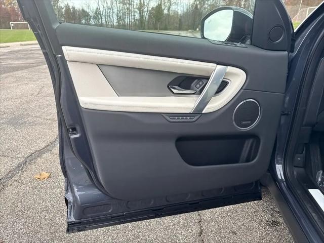 2025 Land Rover Discovery Sport Dynamic SE