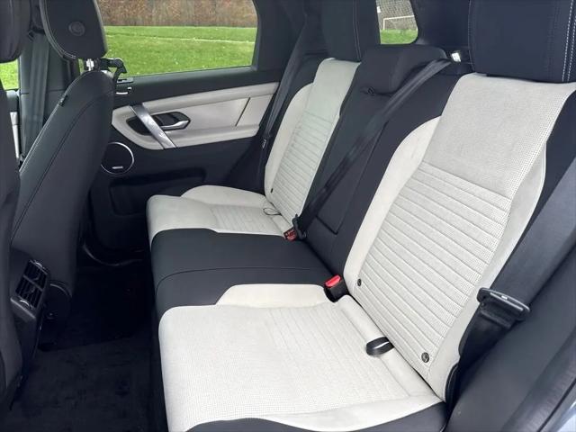 2025 Land Rover Discovery Sport Dynamic SE