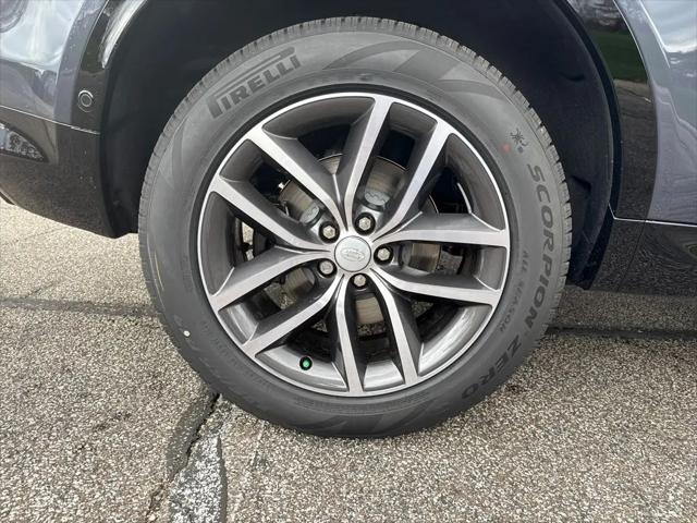 2025 Land Rover Discovery Sport Dynamic SE