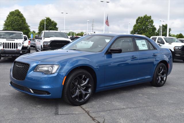 2023 Chrysler 300 Touring