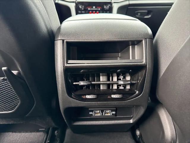 2025 Jeep Grand Cherokee Laredo X 4x2