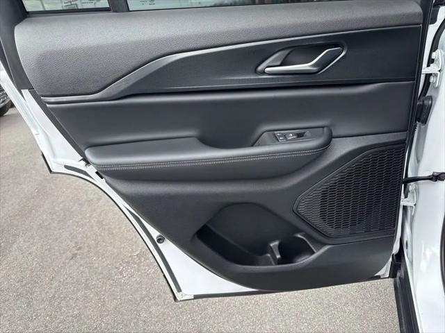 2025 Jeep Grand Cherokee Laredo X 4x2