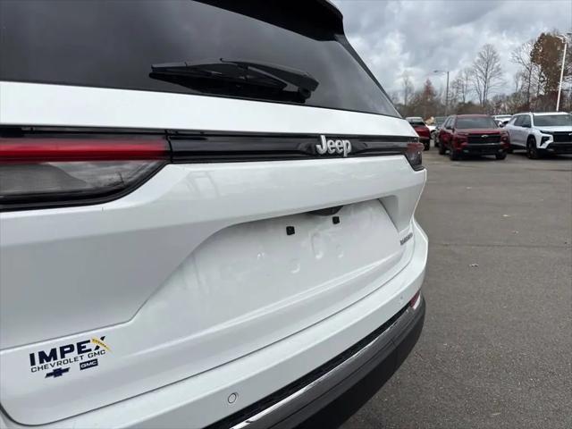 2025 Jeep Grand Cherokee Laredo X 4x2