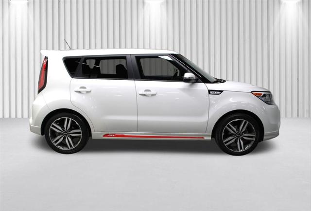 2014 Kia Soul + 2014 Kia Soul +