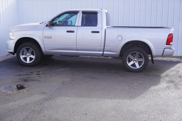 2018 RAM 1500 Express Quad Cab 4x4 64 Box