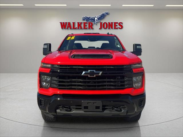 2025 Chevrolet Silverado 2500HD 4WD Crew Cab Standard Bed Custom