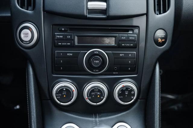 2009 Nissan 370Z Base