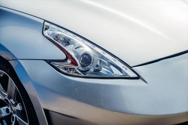 2009 Nissan 370Z Base