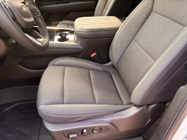 2026 Chevrolet Suburban LS, RWD