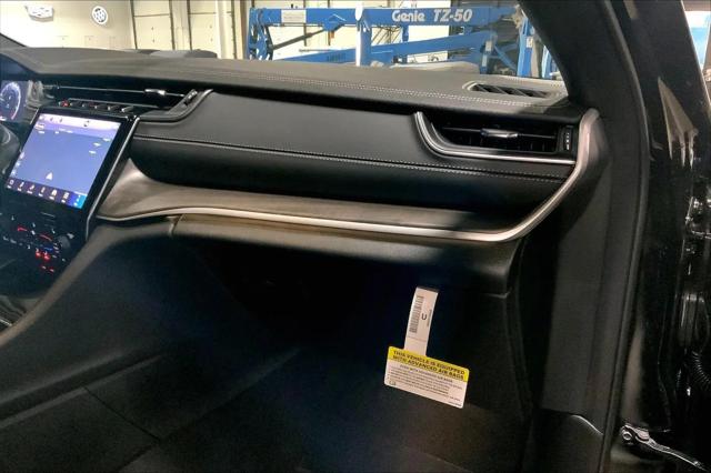 2025 Jeep Grand Cherokee L Limited 4x4