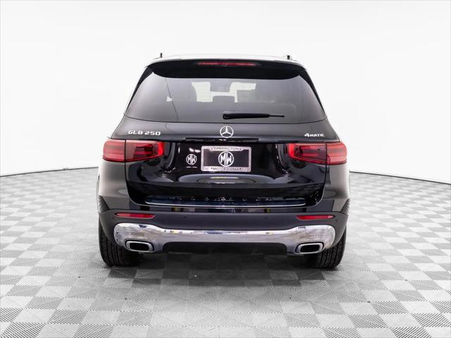 2026 Mercedes-Benz GLB 4MATIC