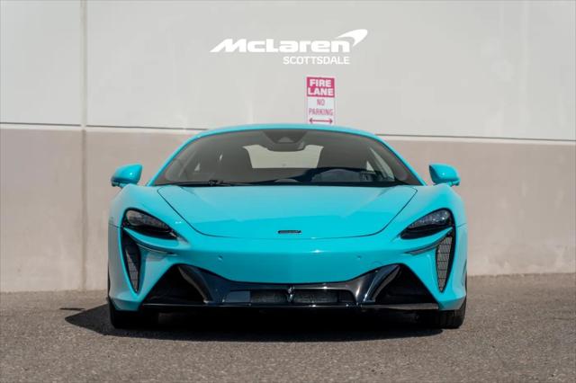 2024 McLaren Artura Standard