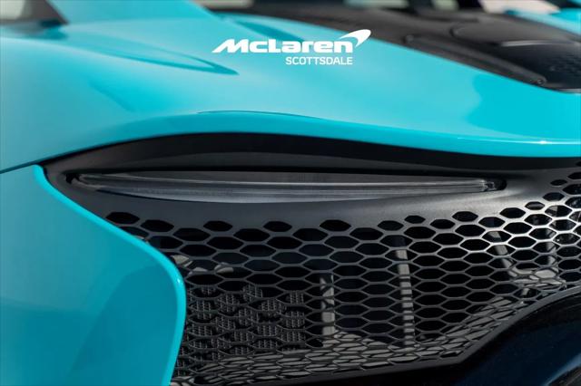 2024 McLaren Artura Standard