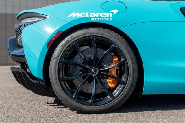 2024 McLaren Artura Standard