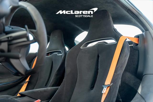 2024 McLaren Artura Standard