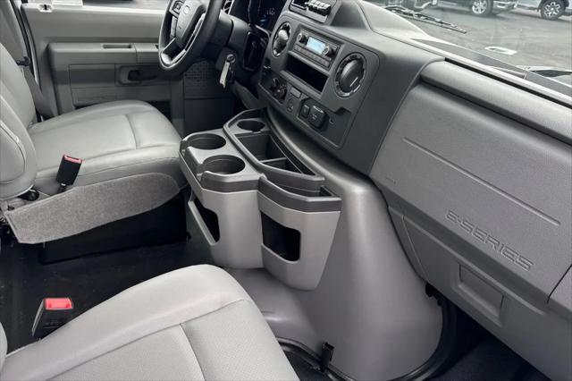 2026 Ford E-350 Cutaway E-Series Cutaway