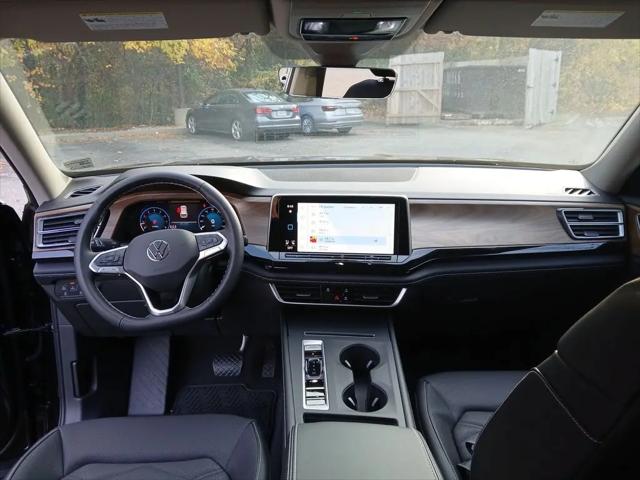 2026 Volkswagen Atlas SE