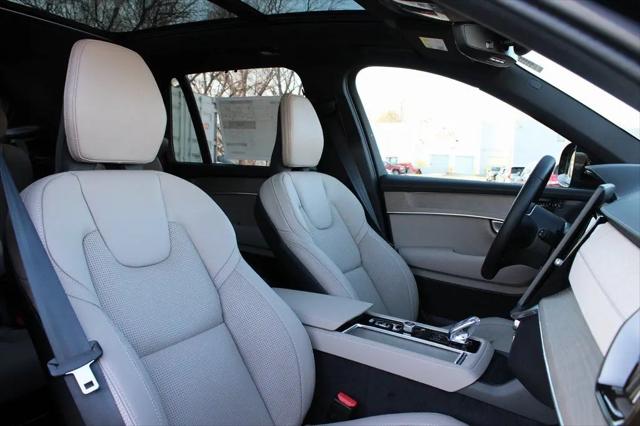 2026 Volvo XC90 Plug-In Hybrid Ultra Dark Theme, T8 AWD, Electric/Gasoline, 6 Seats
